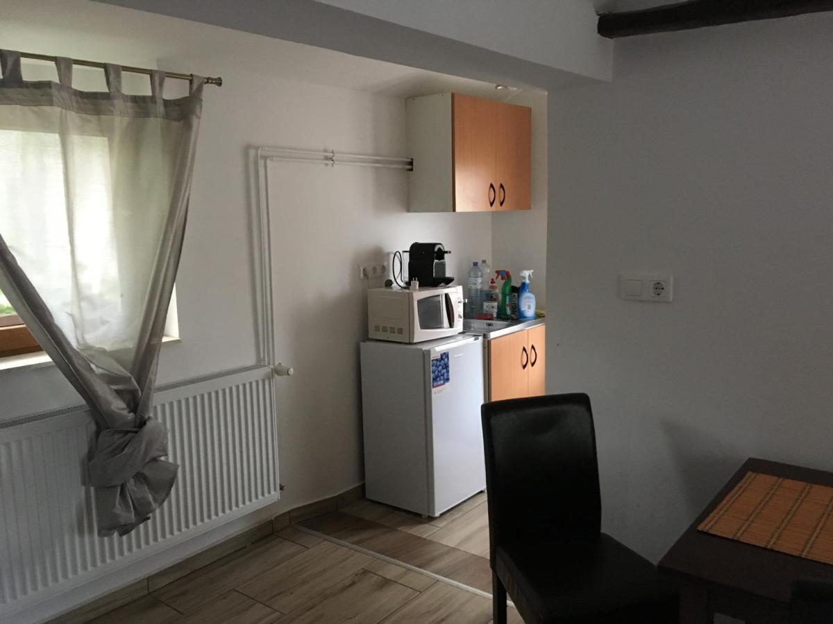 Вилла Balatonkenesei Nadfedeles Lovas Vendeghaz Экстерьер фото